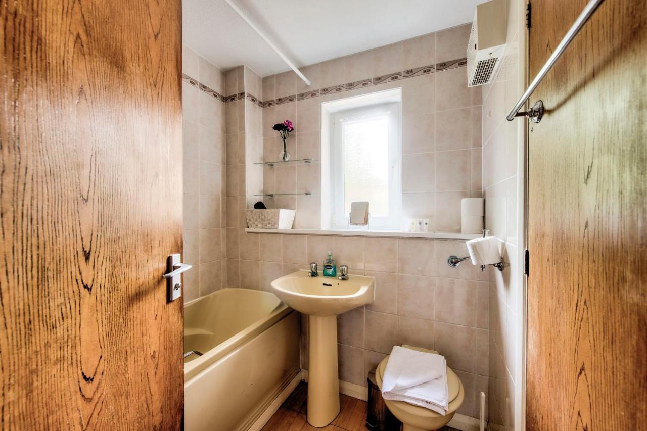 Guestready - Lovely 1 Bedroom Apartment Close To Town Center! Edinburgh Bagian luar foto